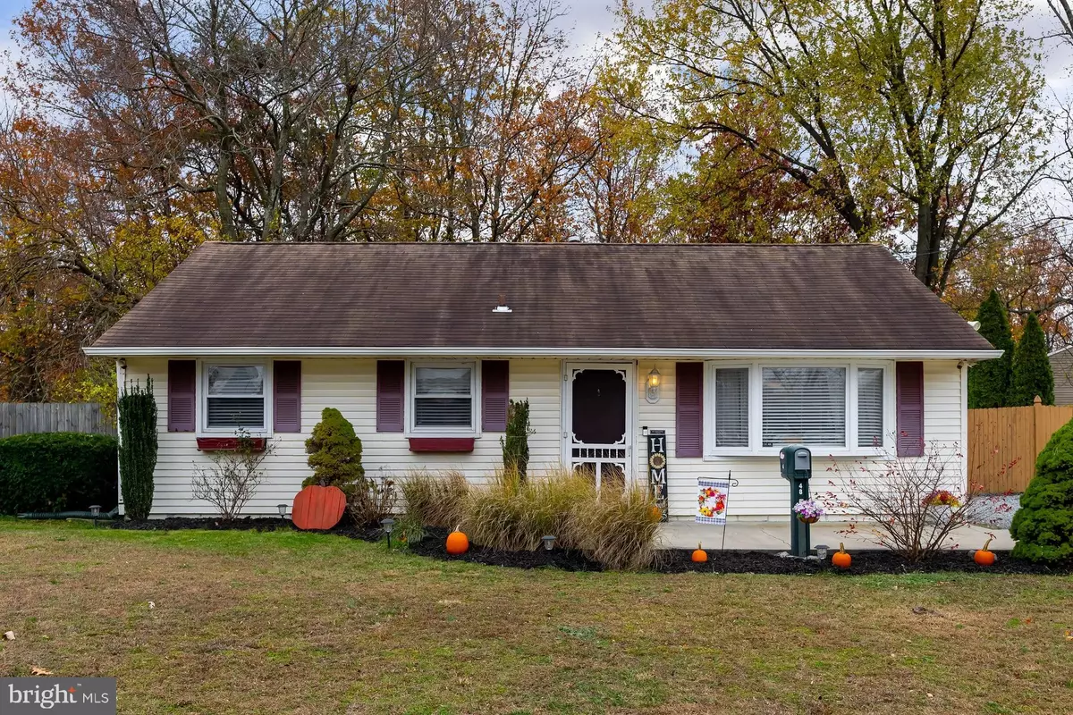 West Berlin, NJ 08091,48 S ROSE LN