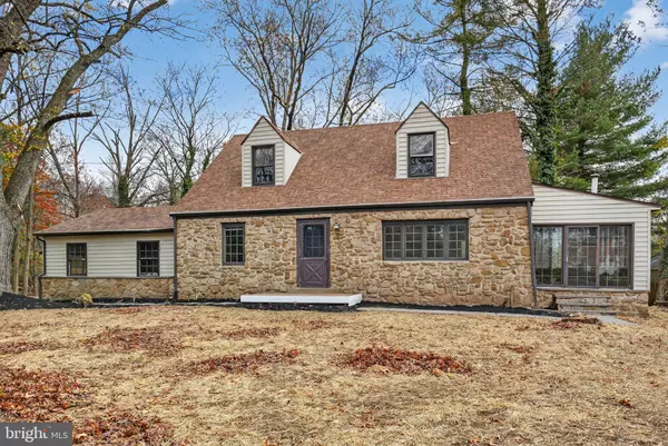 Blue Bell, PA 19422,1698 PENLLYN BLUE BELL PIKE