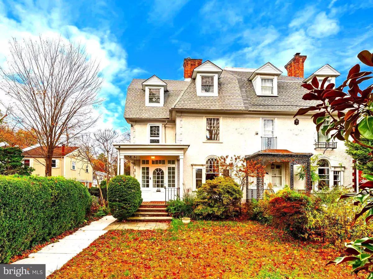 Philadelphia, PA 19144,419 W SCHOOL HOUSE LN