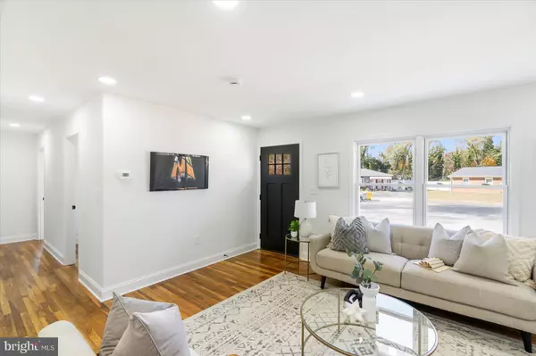 Glen Burnie, MD 21060,1047 DUMBARTON RD