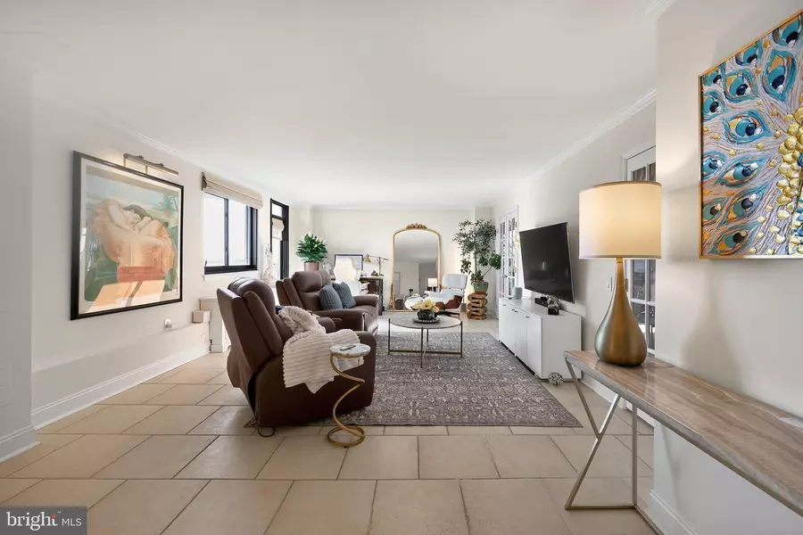 801 N PITT ST #1708, Alexandria, VA 22314