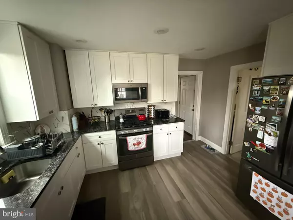 Haddonfield, NJ 08033,204 W REDMAN AVE