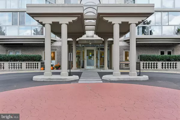 Leesburg, VA 20176,19385 CYPRESS RIDGE TER #404