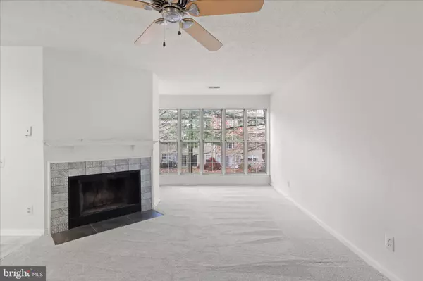 Fairfax, VA 22033,12018 GOLF RIDGE CT #201