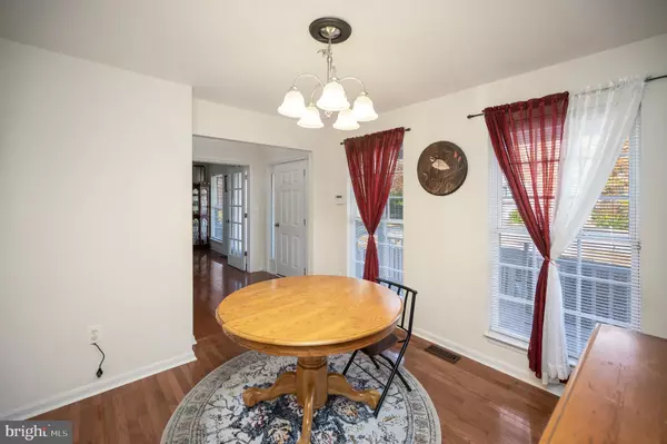 Fredericksburg, VA 22408,9406 BRAKEN CT