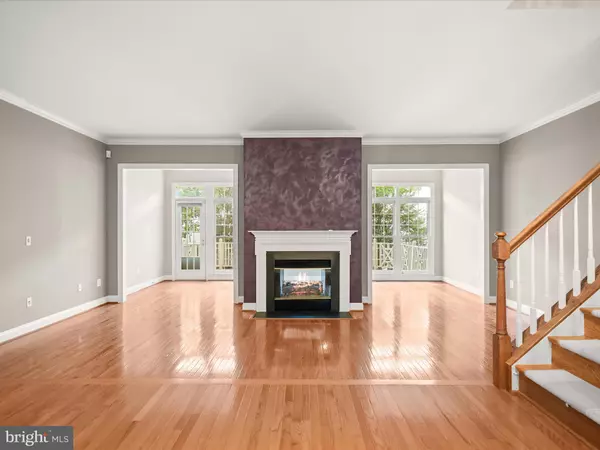 Fairfax, VA 22030,10502 CHANCERY CT