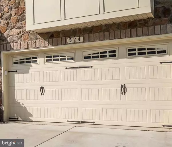 Glen Burnie, MD 21060,524 FOX RIVER HILLS WAY