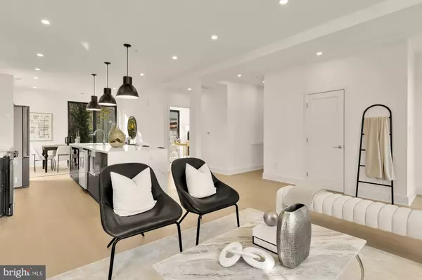 Washington, DC 20002,1810 CENTRAL PL NE #2