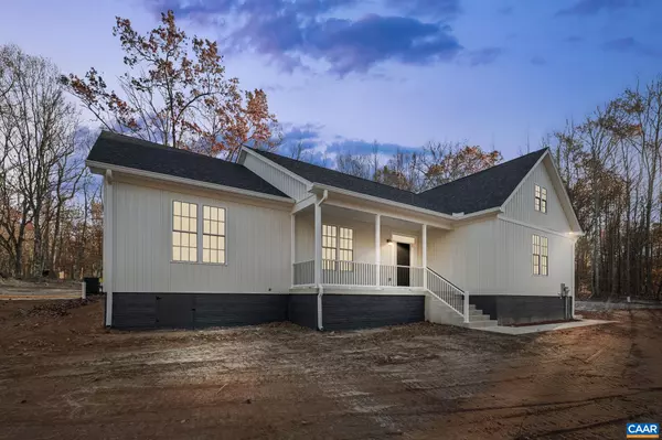 2192 HORSESHOE FARM RD, Louisa, VA 23093