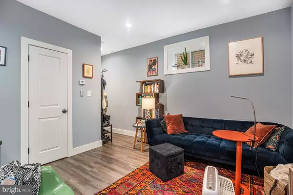 Philadelphia, PA 19128,6106 RIDGE AVE