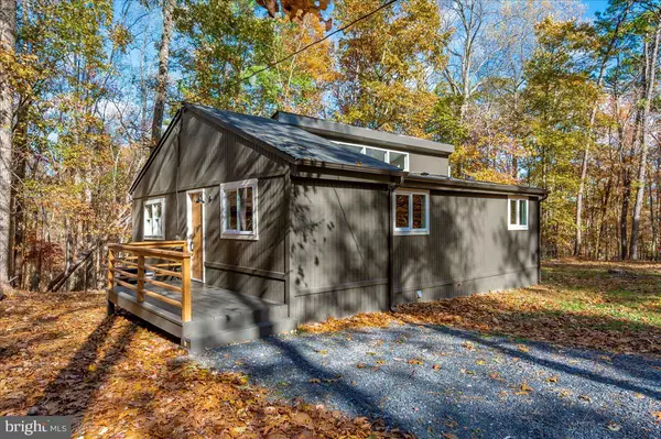 Hedgesville, WV 25427,53 MONACAN TRL