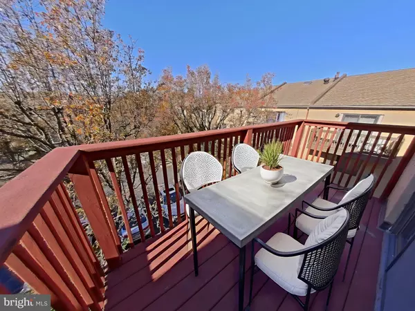 Philadelphia, PA 19130,828 N 26TH ST #2