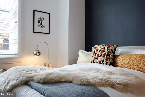 Philadelphia, PA 19102,1520-28 SPRUCE ST #510