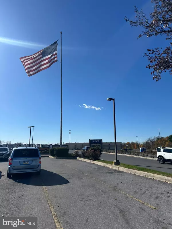 Chambersburg, PA 17201,1324 LINCOLN WAY E