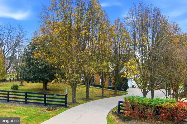 Waterford, VA 20197,15700 TRAPSHIRE CT