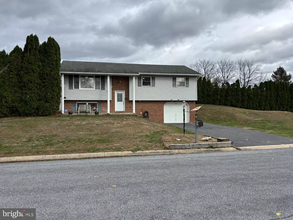 Lebanon, PA 17046,202 REDWOOD LN