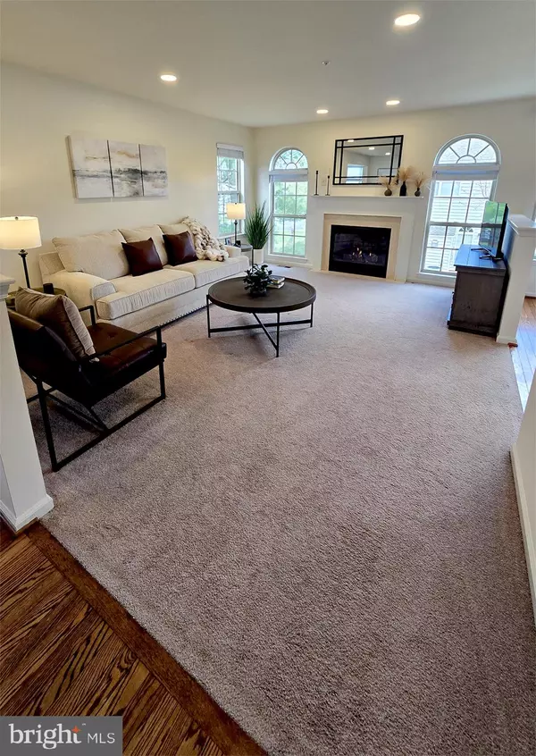 Doylestown, PA 18902,4017 LILY DRIVE