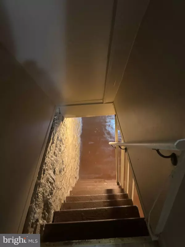 Baltimore, MD 21216,606 N DUKELAND ST