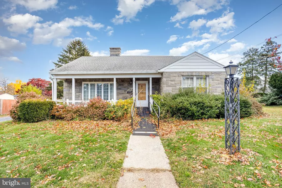 1555 LOCUST STREET, New Cumberland, PA 17070