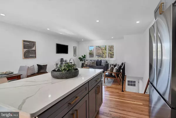 Upper Marlboro, MD 20772,17126 FAIRWAY VIEW LN