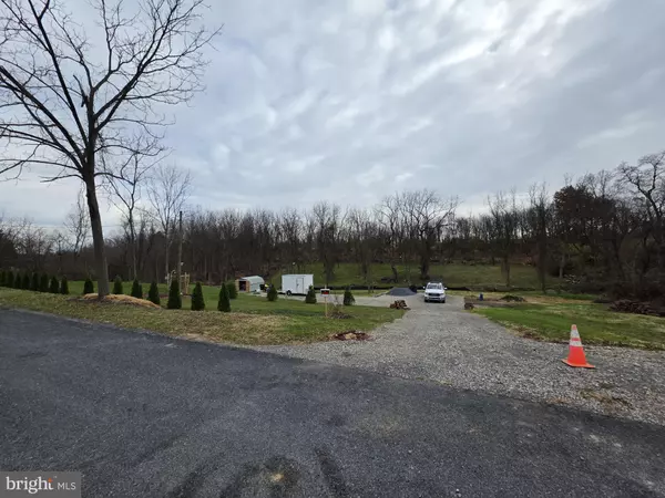 Mohrsville, PA 19541,0 PINE