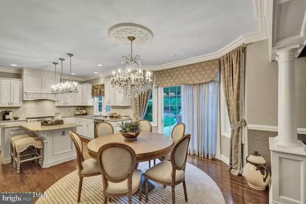 Middletown, NJ 07748,4 DEL RAY CT