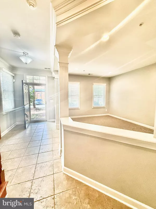 Alexandria, VA 22304,456 FERDINAND DAY DR