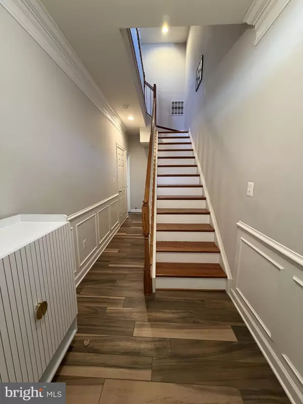 Fairfax, VA 22030,11425 LOG RIDGE DR