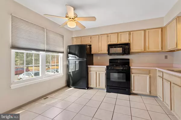 Upper Chichester, PA 19014,414 DOGWOOD CIR #30