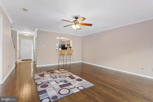 Upper Chichester, PA 19014,414 DOGWOOD CIR #30