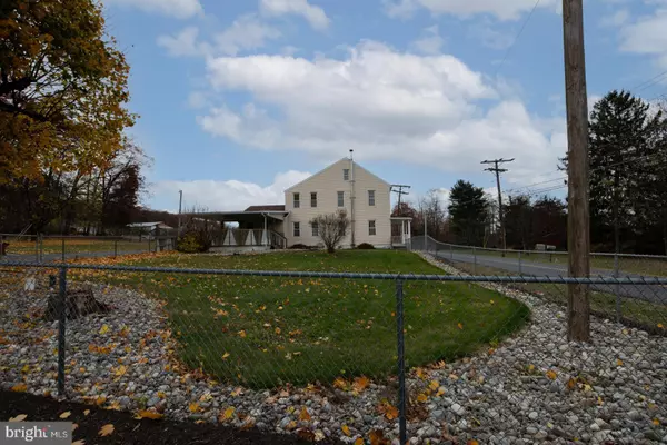 Reading, PA 19606,122 SKYLINE DR