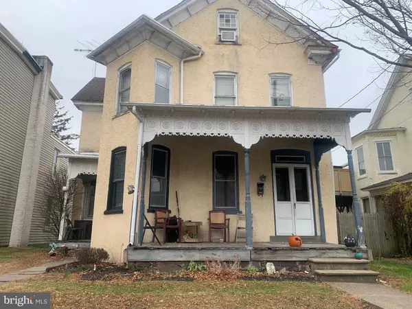 238 MAIN ST, East Greenville, PA 18041