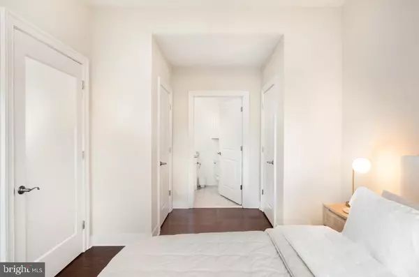 Philadelphia, PA 19103,1900-20 ARCH ST #208