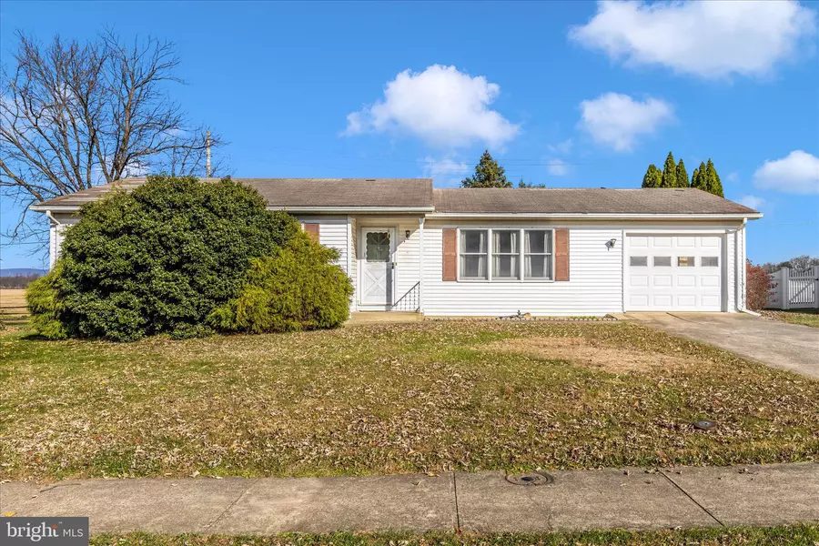 213 ALBANY AVE W, Walkersville, MD 21793