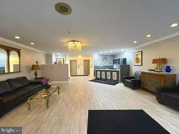 Baltimore, MD 21215,3737 CLARKS LN #205