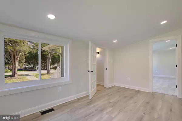 Edgewater, MD 21037,1423 PARK RD