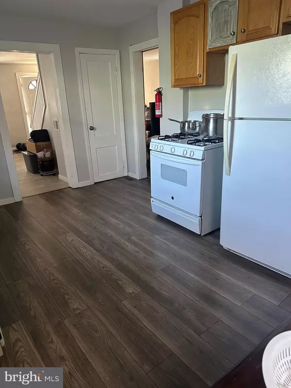 Ewing, NJ 08628,341 STOKES AVE