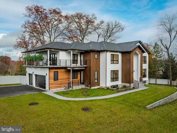 Livingston, NJ 07039,60 BAKER RD