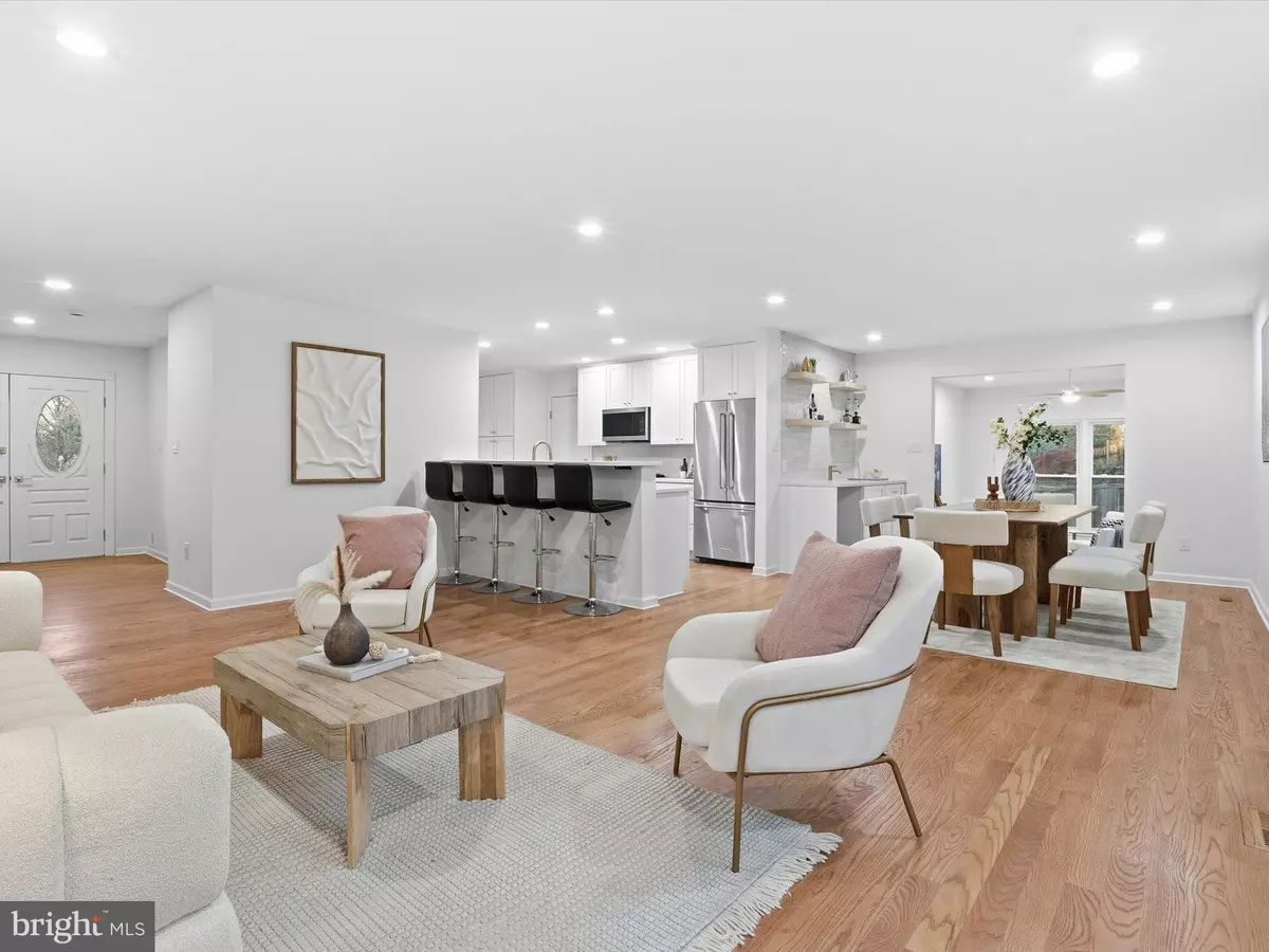 Vienna, VA 22181,2133 FREDA DR