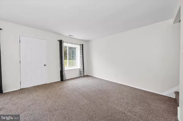 Newark, DE 19702,913 COBBLE CREEK CURV #913C