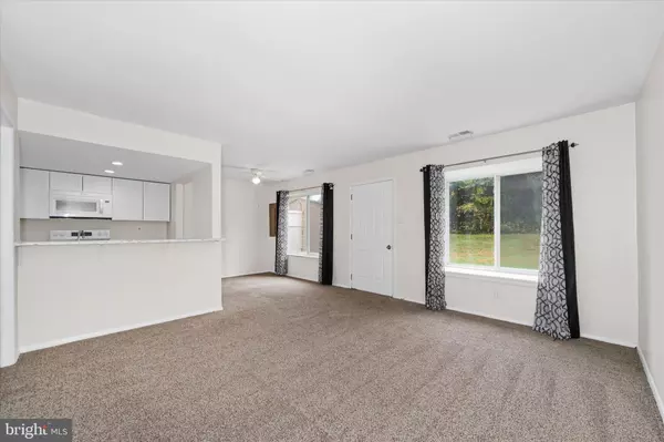 Newark, DE 19702,913 COBBLE CREEK CURV #913C