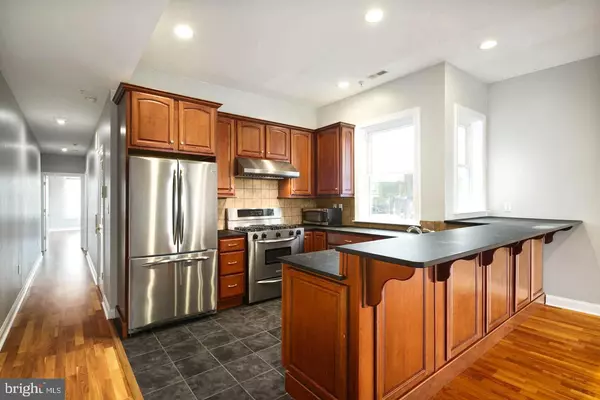 Philadelphia, PA 19104,3933 LANCASTER AVE #A