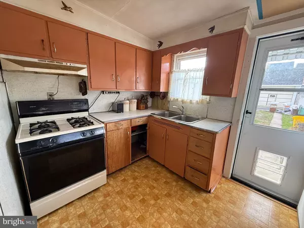 Trenton, NJ 08610,921 GENESEE ST