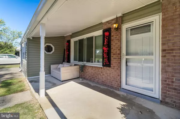 Waldorf, MD 20602,314 RIVERMONT DR