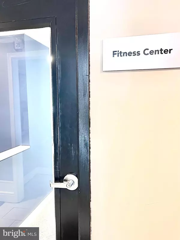 Alexandria, VA 22302,2500 N VAN DORN ST #1119