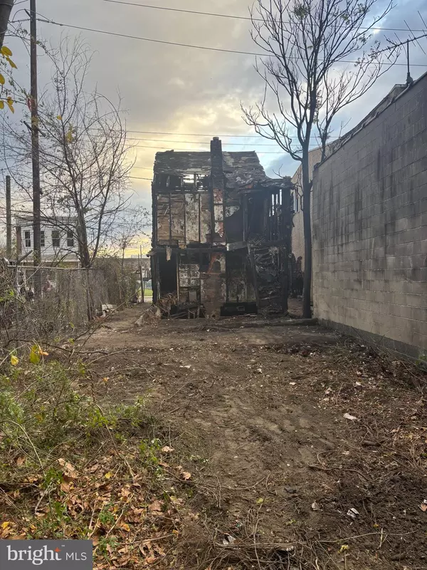 Camden, NJ 08104,621 FERRY AVE