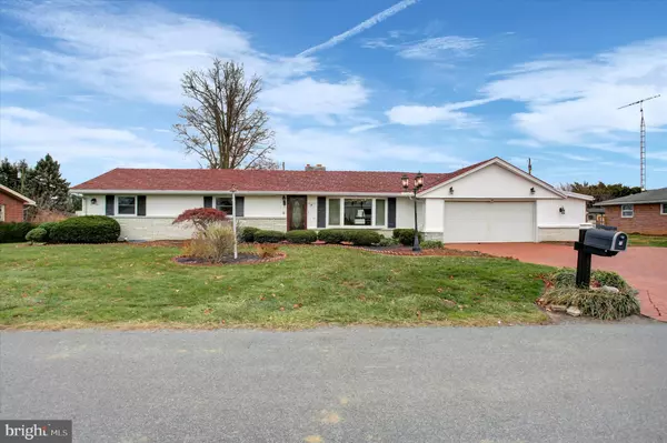 Chambersburg, PA 17202,158 COLONIAL DRIVE