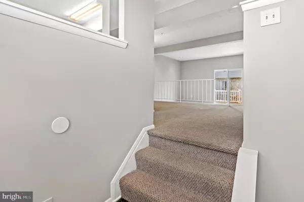 Owings Mills, MD 21117,805 JOSHUA TREE CT