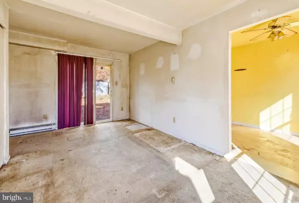 Sicklerville, NJ 08081,79 EDINSHIRE RD