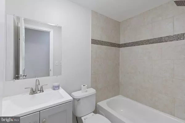 Philadelphia, PA 19121,1931 N UBER ST #2